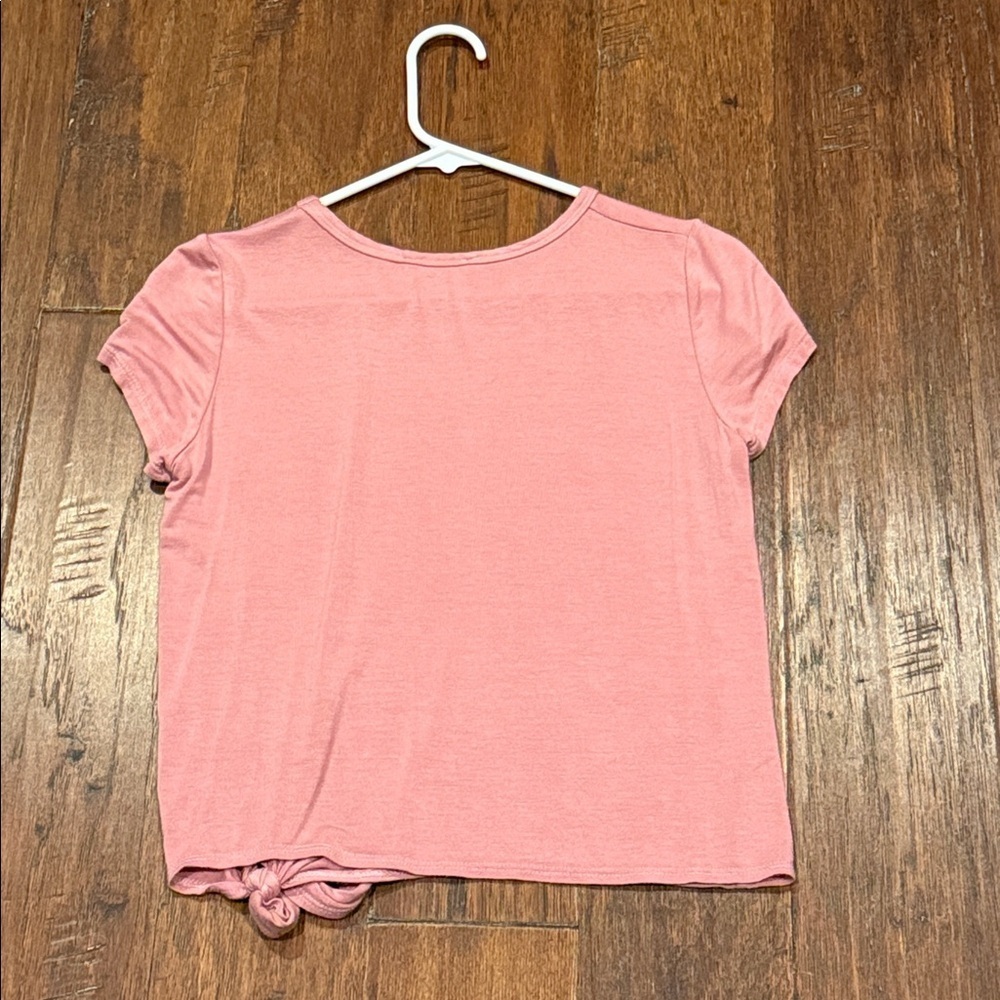 Medium Olivia Rae Pink Side-Tie Short Sleeve Top - Picture 5 of 8